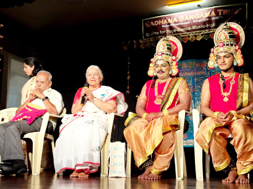 ಯುಗಳ ನರ್ತನದಲ್ಲಿ ರಾಮಾಯಣ ತಂದೆ-ಮಗನ ಅದ್ಭುತ ಅಭಿನಯ ತಂದೆ ಮಗನ ಪರಿಶ್ರಮ | ವಿವಿಧ ಪಾತ್ರಗಳಲ್ಲಿ ಇಬ್ಬರ ಪ್ರದರ್ಶನ | ಮೈಸೂರು ವಿದ್ವಾನ್ ಶ್ರೀರಂಗಯ್ಯ ನವರ ರಾಮಕಥಾಮೃತ