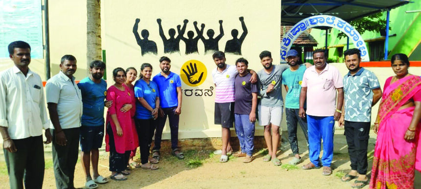 ಕರೋಟಿ ಸರ್ಕಾರಿ ಶಾಲೆಗೆ ಬೆಳಕಾದ `ಭರವಸೆ ಬಳಗ’