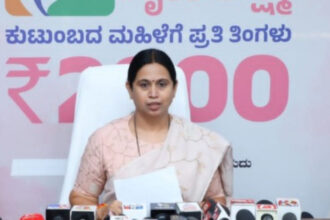 ”ಗೃಹಲಕ್ಷ್ಮಿ ಹಣ 5 ಸಾವಿರ ಕೋಟಿ ರೂಪಾಯಿ ಎಲ್ಲಿ ಹೋಯಿತು?: ವಿಪಕ್ಷ ನಾಯಕರ ಪ್ರಶ್ನೆಗೆ ಸಚಿವೆ ಲಕ್ಷ್ಮಿ ಹೆಬ್ಬಾಳ್ಕರ್ ತಿರುಗೇಟು”
