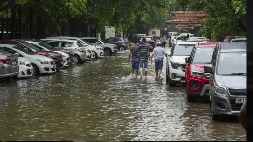  ಭಾರೀ ಮಳೆಯಿಂದ ತಮಿಳುನಾಡು ಜಲಾವೃತ