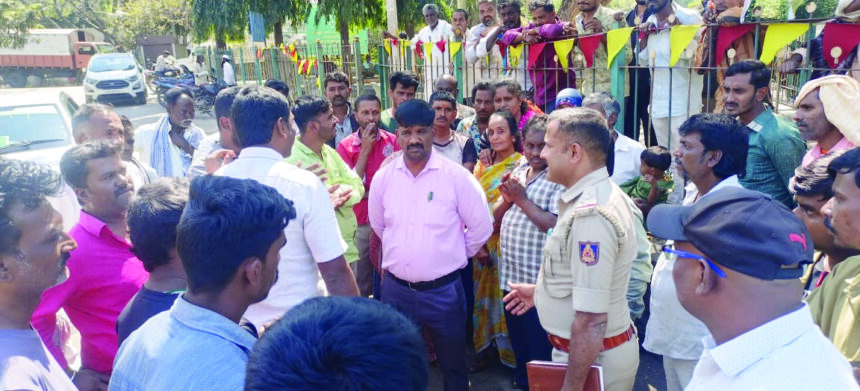 ಖಾಸಗಿ ಬಸ್ ನಿಲ್ದಾಣದಲ್ಲಿ ವ್ಯಾಪಾರಕ್ಕೆ ಅನುಮತಿ