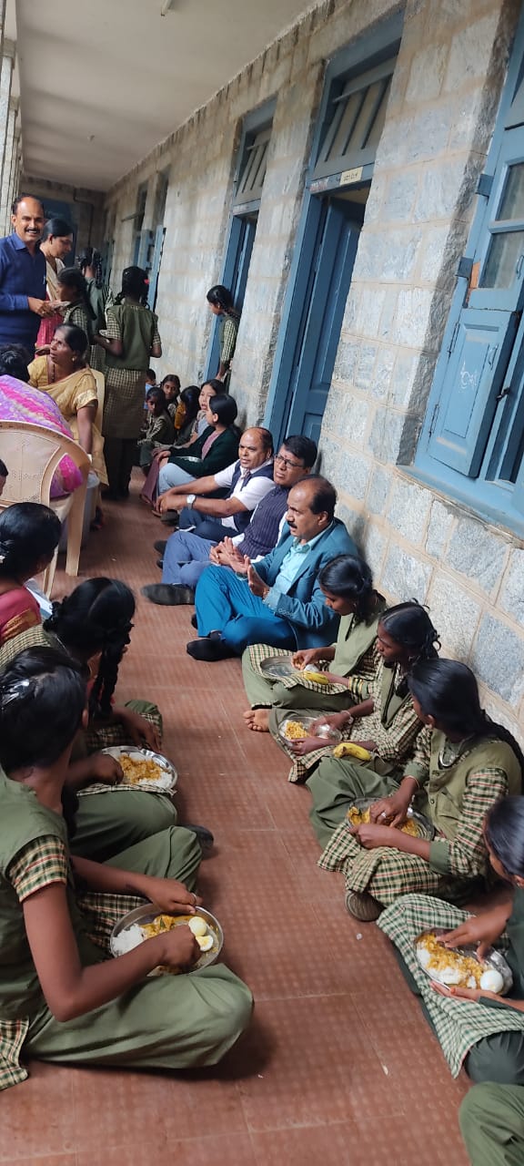 ʼಚಿಕ್ಕಬಳ್ಳಾಪುರ ಜಿಲ್ಲೆಯಲ್ಲಿ ರಾಜ್ಯ ಆಹಾರ ಆಯೋಗದ ಪ್ರವಾಸʼ