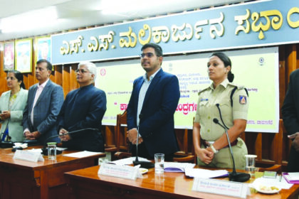 ಸಮಾಜದ ಕಟ್ಟಕಡೆಯ ವ್ಯಕ್ತಿಗೂ ಸಮಾನ ನ್ಯಾಯ: ನ್ಯಾ. ರವಿ ವಿ.ಹೊಸಮನಿ
