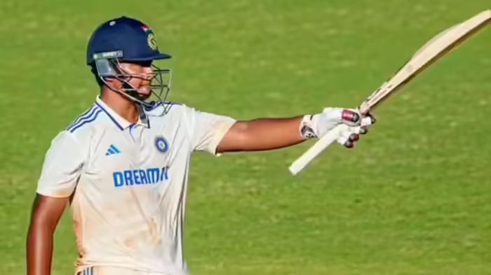 ವೈಭವ್ ಸೂರ್ಯವಂಶಿ ಔಟಾಗದಿದ್ದರೂ ಔಟ್ ಕೊಟ್ಟ ಅಂಪೈರ್!