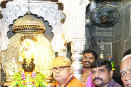  “ಶ್ರೀ ವಿಠ್ಠಲ ರುಕ್ಮಿಣಿ ಯ ದರ್ಶನ ಪಡೆದ ಶ್ರೀ ಮಂಜುನಾಥ ಭಾರತೀ ಸ್ವಾಮಿಜೀ”