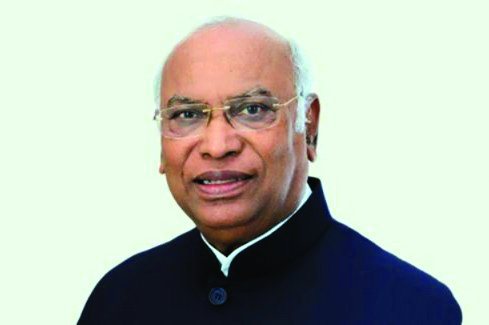 “ಮಲ್ಲಿಕಾರ್ಜುನ ಖರ್ಗೆ ಆಸ್ಪತ್ರೆಯಿಂದ ಬಿಡುಗಡೆ”