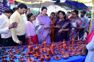 “ಸ್ವ ಸಹಾಯ ಸಂಘಗಳ ತಯಾರಿಕಾ ವಸ್ತುಗಳನ್ನು ಉತ್ತೇಜಿಸಿ”