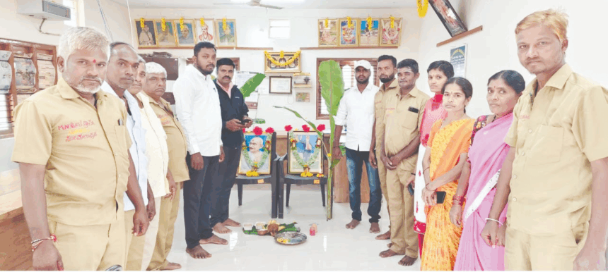 ಮಹಾತ್ಮ ಗಾಂಧೀಜಿಯವರ ಆರ‍್ಶಗಳನ್ನು ನಾವೆಲ್ಲರೂ ಕೂಡ ಮೈಗೂಡಿಸಿಕೊಳ್ಳಬೇಕು ಗ್ರಾಮ ಪಂಚಾಯಿತಿ ಸದಸ್ಯ ಎಂ ಎನ್ ಕೋಟೆ ಮೋಹನ್ ಅಭಿಮತ.