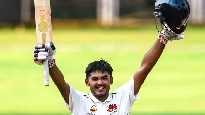 ”ರೋಹಿತ್ ಶರ್ಮಾ ದಾಖಲೆ ಮುರಿದ ಮುಂಬೈನ ೧೮ ವರ್ಷದ ಆಯುಷ್ ಮ್ಹಾತ್ರೆʼʼ