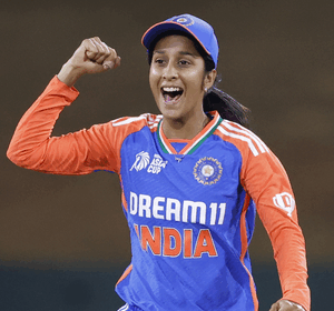 “ಬೆಂಕಿಯಲ್ಲಿ ಅರಳಿದ….. ಅಪ್ಪಟ ಅಪರಂಜಿ ಚಿನ್ನದ ತಾರೆಯರು”