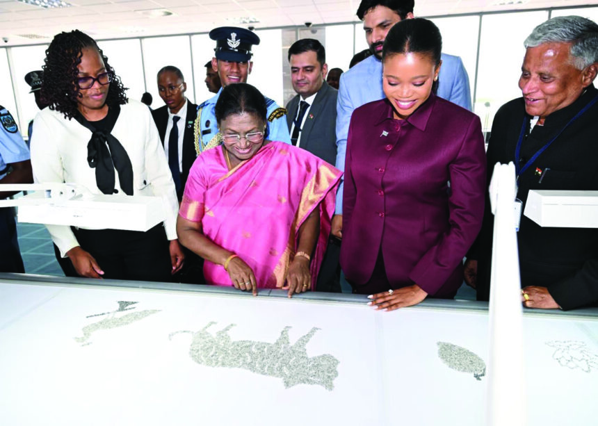 “ಮುರ್ಮು, ವಿ.ಸೋಮಣ್ಣ ಅವರ ಬೊಟ್ಸಾವಾನ್ ಪ್ರವಾಸ”