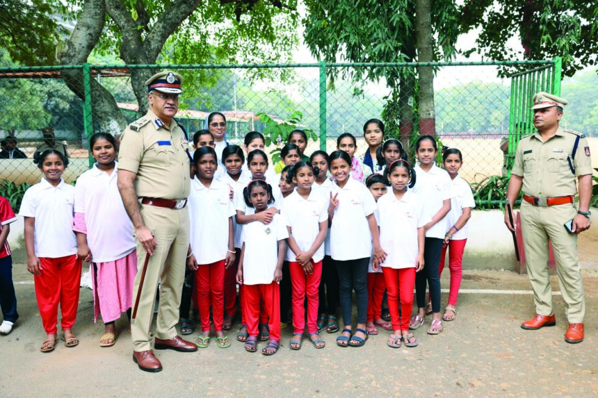 “ಮಾಸಿಕ ಆಯುಕ್ತರ ಕವಾಯಿತ್‌ನಲ್ಲಿ ಅನಾಥ ಮಕ್ಕಳು ಭಾಗಿ”