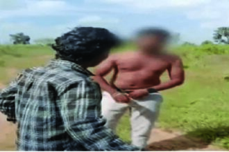 ” ಕ್ಷುಲ್ಲಕ  ಕಾರಣಕ್ಕೆ ಯುವಕನ ಮೇಲೆ ಹಲ್ಲೆ”