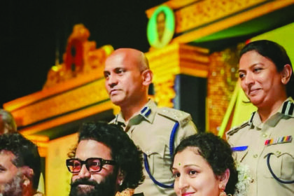 “ಪ್ರಶಸ್ತಿ ಪ್ರದಾನ”