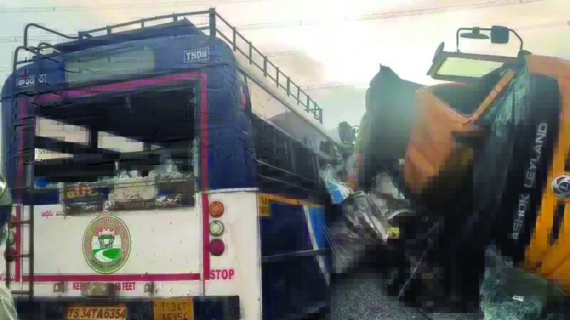 “ಪ್ರಧಾನಿ ಸಂತಾಪ, ಮೃತ ಕುಟುಂಬಗಳಿಗೆ ೨ ಲಕ್ಷರೂ., ಗಾಯಾಳುಗಳಿಗೆ ೫೦೦೦೦ ರೂ. ಪರಿಹಾರಘೋಷಣೆ”