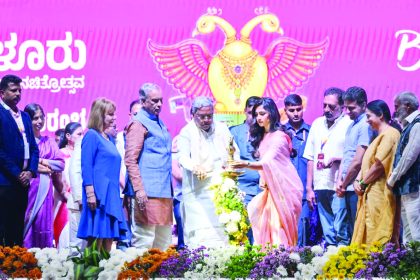 ಚಿತ್ರೋದ್ಯಮದ ಅಭಿವೃದ್ಧಿಗೆ ಸರ್ಕಾರ ಸಿದ್ಧ: ಸಿದ್ದರಾಮಯ್ಯ