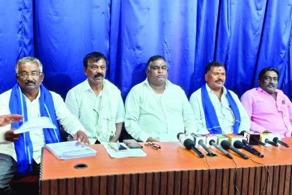 ನಾಗಮೋಹನ್‌ದಾಸ್ ವರದಿ ತಿರಸ್ಕರಿಸಿ, ಹಳೆಯ ಮೀಸಲಾತಿಯಡಿ ನೇಮಕಾತಿ ನಡೆಯಬೇಕು ರಾಜ್ಯ ಸಂಘಟನಾ ಸಂಚಾಲಕ ಕೈವಾರ ಮಂಜುನಾಥ್ ಆಗ್ರಹ