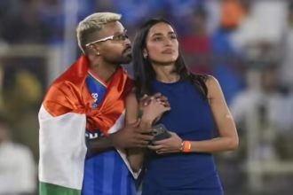 ತ್ರಿವರ್ಣ ಧ್ವಜ ಸುತ್ತಿಕೊಂಡು ಅಶ್ಲೀಲ ವರ್ತನೆ: ಪಾಂಡ್ಯ ವಿರುದ್ದ ದೂರು ದಾಖಲು