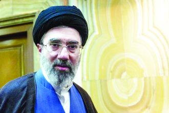 ಮೊಜ್ತಾಬಾ ಖಮೇನಿ ಸುಳಿವು ನೀಡಿದರೆ,೧೦ ಮಿಲಿಯನ್ ಡಾಲರ್ ಬಹುಮಾನ ಘೋಷಣೆ