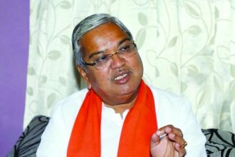 ಮುನಿಸಿಕೊಂಡವರ ಮನವೊಲಿಕೆ