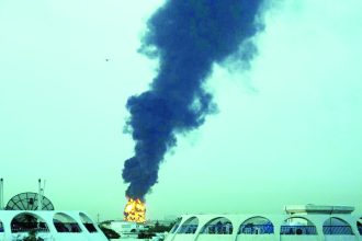 ೧೪ನೇ ದಿನಕ್ಕೆ ಕಾಲಿಟ್ಟ ಇರಾನ್-ಇಸ್ರೇಲ್ ಯುದ್ಧ ಇರಾನ್‌ನ ೨೦೦ಕ್ಕೂ ಹೆಚ್ಚು ಮಿಲಿಟರಿ ನೆಲೆಗಳ ಮೇಲೆ ಇಸ್ರೇಲ್ ದಾಳಿ