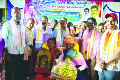 ಸರ್ಕಾರಿ ಶಾಲೆಗೆ ತಮ್ಮ ಮಕ್ಕಳನ್ನು ದಾಖಲಿಸಿ, ಸರ್ಕಾರಿ ಶಾಲೆ ಉಳಿಸಿ: ಶಶಿಕಲಾ