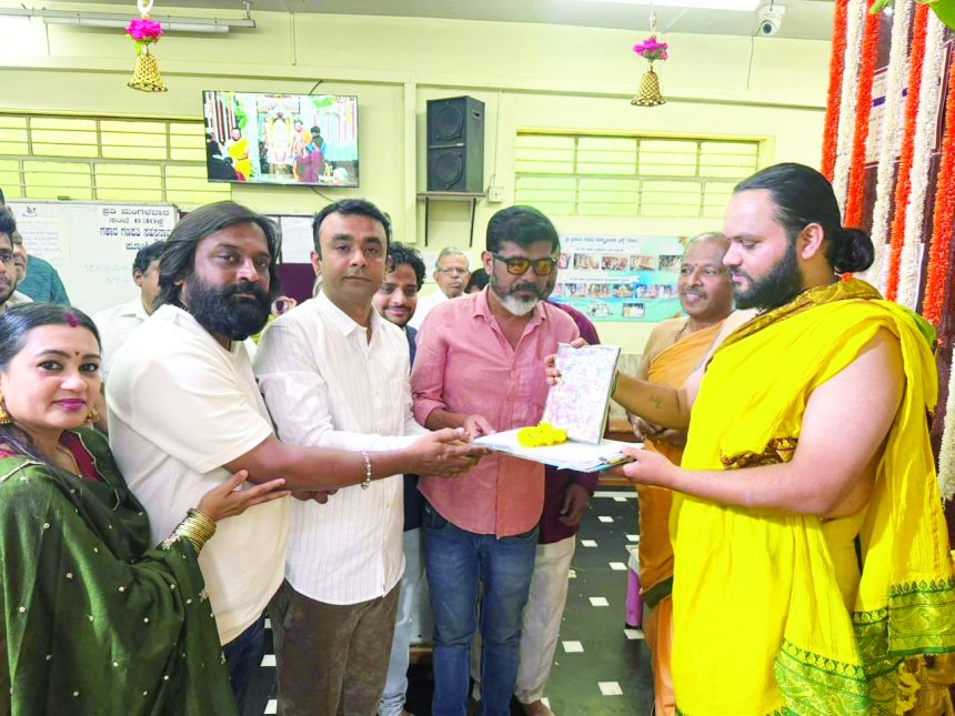 ಯತಿರಾಜ್ ನಿರ್ದೇಶನದ ಏಳನೇ ಚಿತ್ರಕ್ಕೆ ಸ್ಕ್ರಿಪ್ಟ್ ಪೂಜೆ ಯುಗಾದಿಗೆ ಉದಯಿಸಿದ ಹಾರರ್ ಚಿತ್ರ