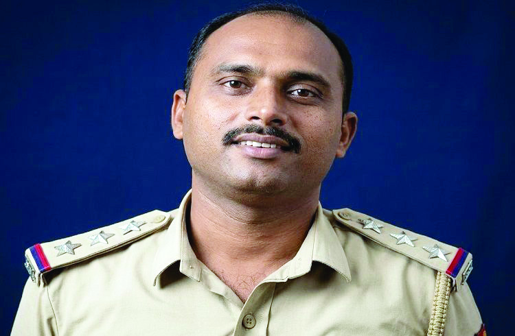 ಇನ್ಸ್ಪೆಕ್ಟರ್ ಸಂದೇಶ್ ಪ್ರಕರಣಕ್ಕೆ ತಿರುವು ಮಹಿಳೆಯರಿಗೆ ಲೈಂಗಿಕ ಕಿರುಕುಳವೇ ನೀಡಿಲ್ಲ :ಕಮಿಷನರ್ ಸುಧೀರ್ ಕುಮಾರ್ ರೆಡ್ಡಿ