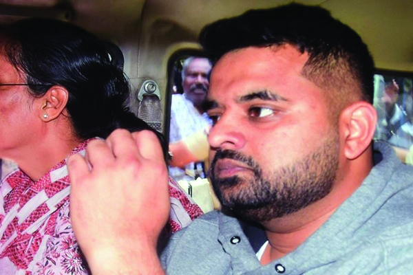 ಪ್ರಜ್ವಲ್ ರೇವಣ್ಣ ಅಶ್ಲೀಲ ವಿಡಿಯೋ ಪ್ರಕರಣ ಚಾರ್ಜ್ಶೀಟ್ ಸಲ್ಲಿಕೆ