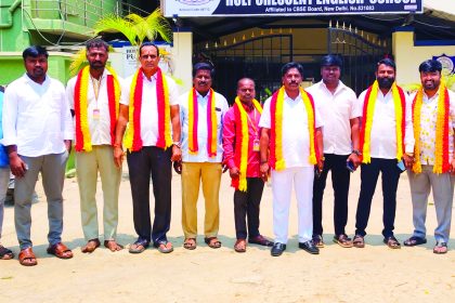 ಜಾಹೀರಾತು ಫಲಕಗಳಲ್ಲಿ ಕನ್ನಡ ಮಾಯ ಖಾಸಗಿ ಶಾಲೆಗಳಿಗೆ ಕನ್ನಡ ಪರ ಸಂಘಟನೆಗಳ ಎಚ್ಚರಿಕೆ