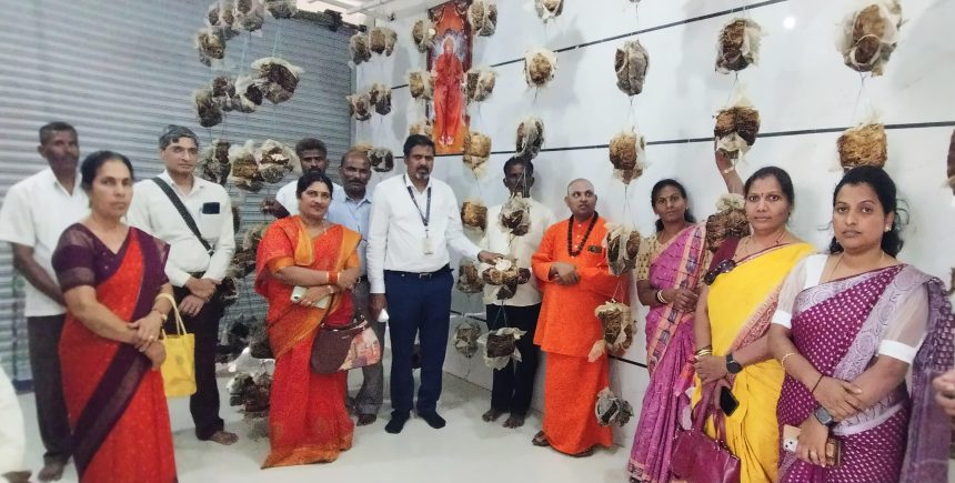 “ಪುಷ್ಪಗಿರಿ ಸಂಘದ ಮಹಿಳೆಯರಿಗೆ ಅಣಬೆ ಕೃಷಿ ಪ್ರಾತ್ಯಕ್ಷಿಕೆ’’