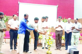 ರಾಷ್ಟ್ರೀಯ ಪಂಚಾಯತ್ ರಾಜ್ ದಿನಾಚರಣೆ, ಉತ್ತಮ ಸಾಧನೆ ತೋರಿದ ಗ್ರಾಮ ಪಂಚಾಯ್ತಿಗಳ ಅಧಿಕಾರಿ ಸಿಬ್ಬಂದಿಗೆ ಸನ್ಮಾನ