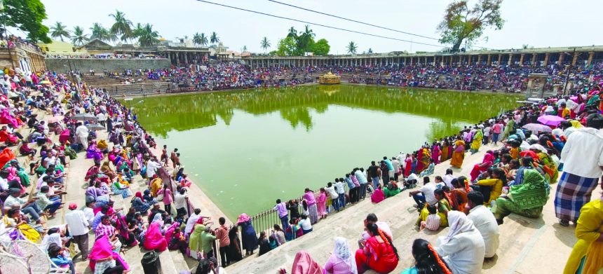 ವೈರಮುಡಿ ಬ್ರಹ್ಮೋತ್ಸವದ ನಿಮಿತ್ತ ನಡೆದ ತೀರ್ಥಸ್ನಾನ ಮಹೋತ್ಸವ