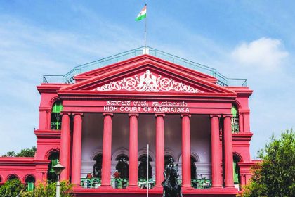 ಎಸ್‌ಎಸ್‌ಎಲ್‌ಸಿಯಲ್ಲಿ ತೃತೀಯ ಭಾಷೆಗೆ ಗ್ರೇಡ್ ಬದಲು ಅಂಕ ನೀಡಿ  ರಾಜ್ಯ ಸರ್ಕಾರಕ್ಕೆ ಹೈಕೋರ್ಟ್ ಆದೇಶ | ಮರು ಪರಿಶೀಲನ ಅರ್ಜಿಯನ್ನು ಇದೀಗ ಹೈಕೋರ್ಟ್ ವಜಾ