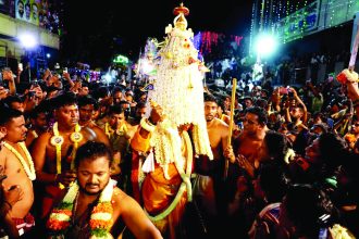 ಚೈತ್ರ ಪೌರ್ಣಿಮೆಯಂದು ಬೆಂಗಳೂರು ನಗರದ ಕರಗ