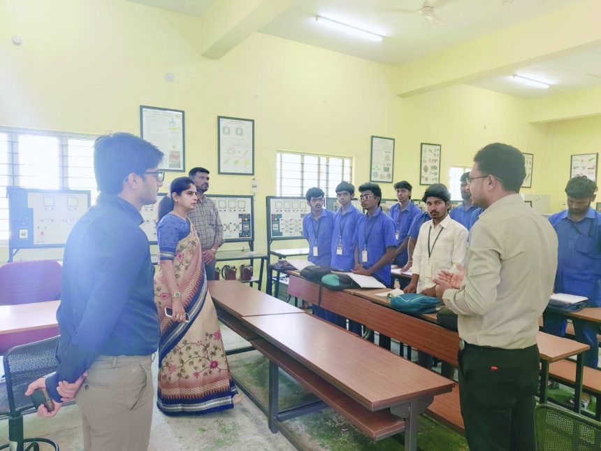 ಕೊಳ್ಳೇಗಾಲ ತಾಲ್ಲೂಕಿನ ವಿವಿಧೆಡೆ ಜಿಲ್ಲಾಧಿಕಾರಿ ಶ್ರೀರೂಪ ಭೇಟಿ: ಅಭಿವೃದ್ಧಿ ಕಾಮಗಾರಿಗಳ ಪರಿಶೀಲನೆ