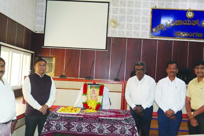 ಅಹಿಂಸೆ ಮತ್ತು ಸಮಾನತೆಯಿಂದ ಮಾತ್ರ ಸಶಕ್ತ ಸಮಾಜ ನಿರ್ಮಾಣ ಸಾಧ್ಯ: ಡಾ. ಪ್ರವೀಣ್