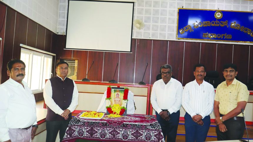 ಅಹಿಂಸೆ ಮತ್ತು ಸಮಾನತೆಯಿಂದ ಮಾತ್ರ ಸಶಕ್ತ ಸಮಾಜ ನಿರ್ಮಾಣ ಸಾಧ್ಯ: ಡಾ. ಪ್ರವೀಣ್