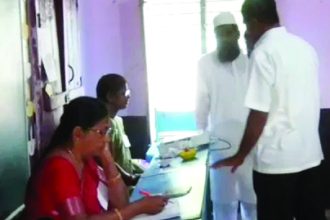 ಮತದಾನ ಚುರುಕು ಬಾಗಲಕೋಟೆ, ದಾವಣಗೆರೆಯಲ್ಲಿ ಸಾಲುಗಟ್ಟಿ ನಿಂತ ಮತದಾರರು