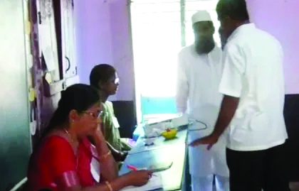 ಮತದಾನ ಚುರುಕು ಬಾಗಲಕೋಟೆ, ದಾವಣಗೆರೆಯಲ್ಲಿ ಸಾಲುಗಟ್ಟಿ ನಿಂತ ಮತದಾರರು