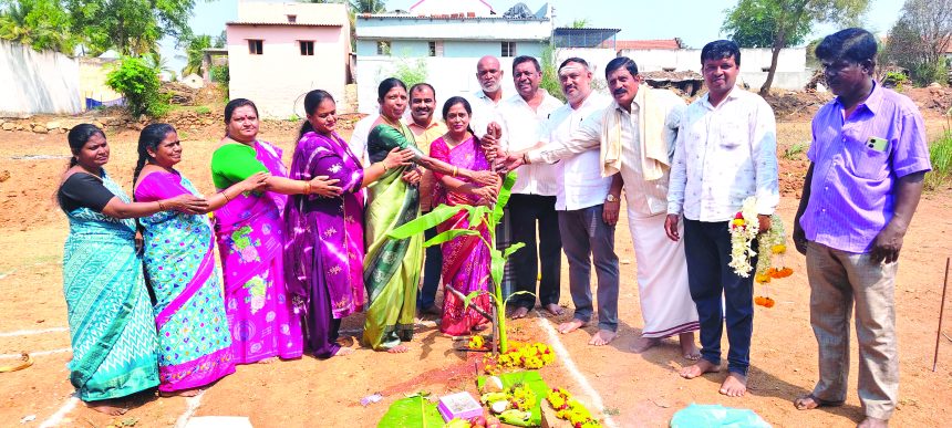 ಆರೋಗ್ಯ ಕೇಂದ್ರ ನಿರ್ಮಾಣ ಕಾರ್ಯಕ್ಕೆ ಚಾಲನೆ