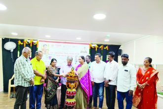 ಸಾಹಿತ್ಯ-ರಂಗಭೂಮಿಗೆ ವೈಕುಂಠರಾಜು ಕೊಡುಗೆ ಅಪಾರ: ಬರಗೂರು ರಾಮಚಂದ್ರಪ್ಪ