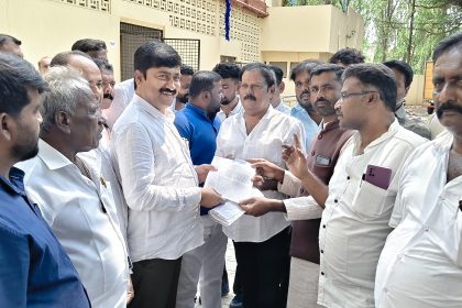 ಸಮಾಜ ಕಲ್ಯಾಣ ಇಲಾಖೆ ಜಂಟಿ ನಿರ್ದೇಶಕ ಶ್ರೀನಿವಾಸನ್ ನಿಯೋಜನೆ ರದ್ದುಪಡಿಸಲು ಒತ್ತಾಯ