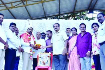 ಜಾನಪದ ಕಲೆಗಳು ಗ್ರಾಮೀಣ ಪ್ರದೇಶದಲ್ಲಿ ಇಂದಿಗೂ ಜೀವಂತ: ಡಿಂಡಿಮ ಶಂಕರ್