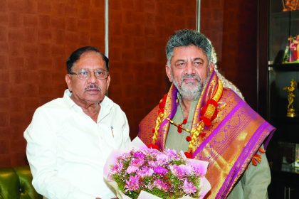 ಡಿಕೆಶಿ ಭೇಟಿ ಮಾಡಿದ ಪರಮೇಶ್ವರ್