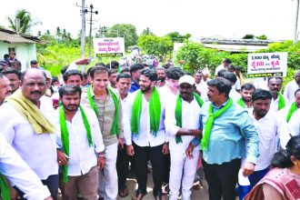 ಬಿಡದಿಯಲ್ಲಿರುವ ನಮ್ಮ ಜಮೀನನ್ನು ಸಾರ್ವಜನಿಕರ ಹಿತಾಸಕ್ತಿಗಾಗಿ ಮುಡಿಪಾಗಿಡುತ್ತೇವೆ ಟೌನ್‌ಶಿಪ್ ಯೋಜನೆ ಕೈ ಬಿಡುತ್ತೀರಾ?: ನಿಖಿಲ್