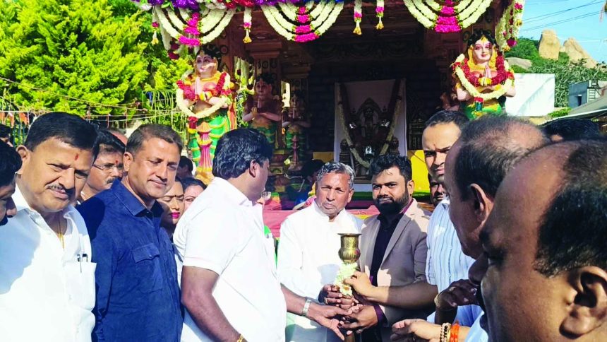ಆವತಿಯಿಂದ ಕೆಂಪೇಗೌಡ ಜ್ಯೋತಿ ಜಿಲ್ಲೆಯ ಗರಿಮೆ