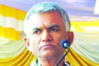 `ಕಸಮುಕ್ತ’ ಅಭಿಯಾನಕ್ಕೆ ಚಾಲನೆ  ಗೋಡೆಗೆ ಪೇಂಟಿಂಗ್ ಮಾಡಿ ಸ್ವಚ್ಛತಾ ಸಂದೇಶ ಸಾರಿದ ಸಚಿವ ಕೃಷ್ಣ ಬೈರೇಗೌಡ