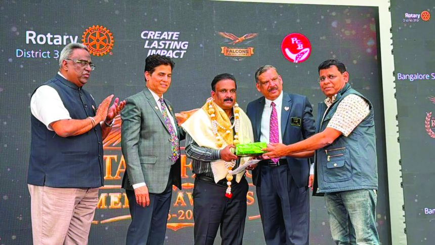 ಮಾಧ್ಯಮ ಕ್ಷೇತ್ರದ ಸಾಧಕರಿಗೆ ರೋಟರಿ ಫಾಲ್ಕನ್ಸ್ ಮೀಡಿಯಾ ಪ್ರಶಸ್ತಿ ಪ್ರದಾನ