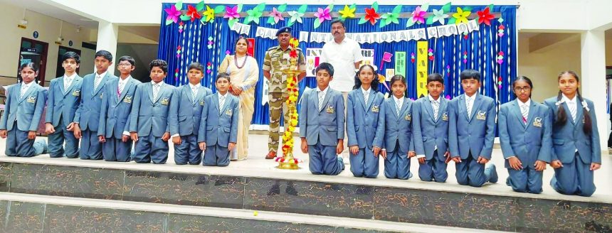 ವಿದ್ಯಾರ್ಥಿ ಜೀವನದಲ್ಲೇ ನಾಯಕತ್ವ ಗುಣ ಬೆಳೆಸಿಕೊಳ್ಳಿ